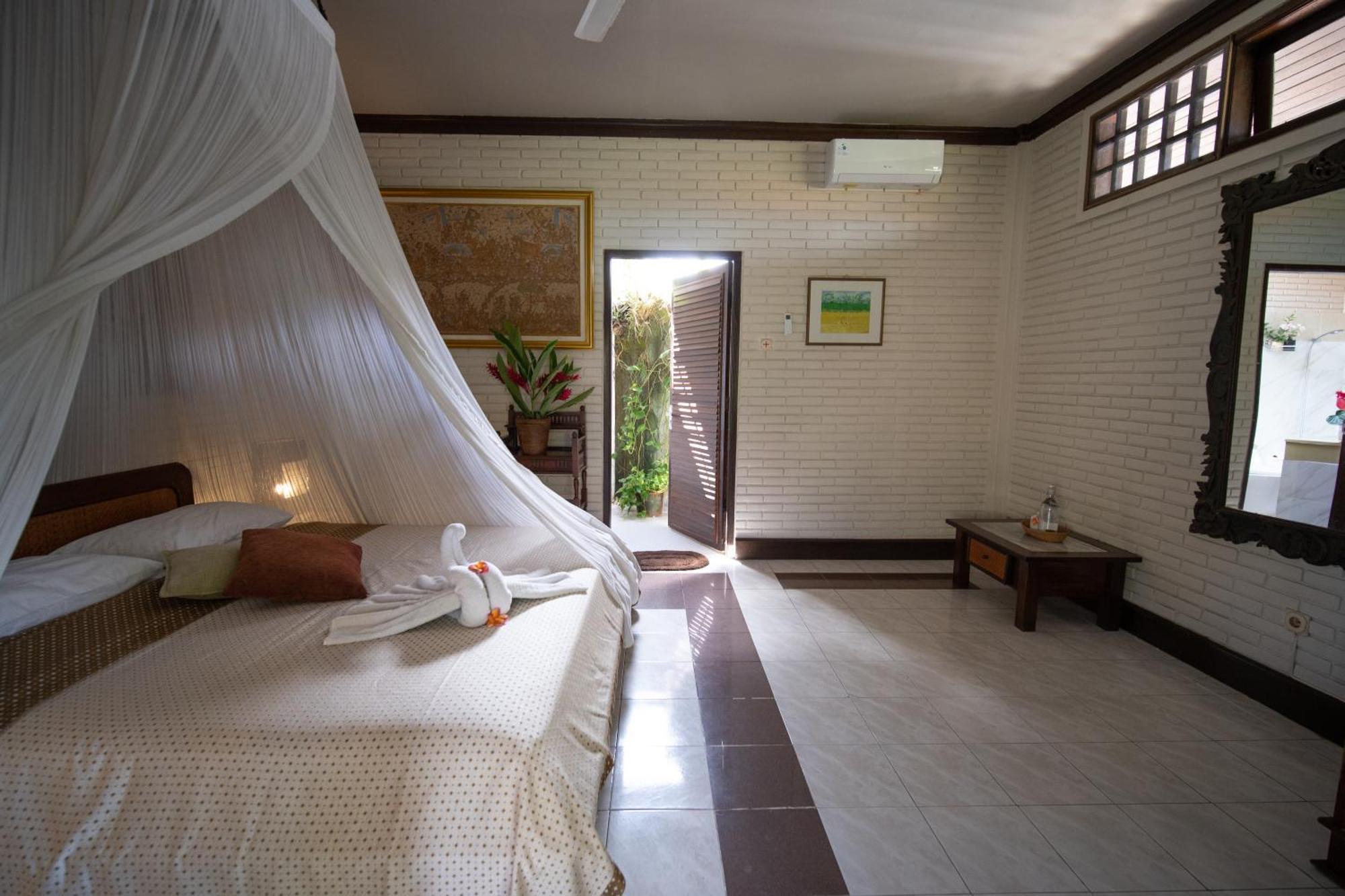 Puri Bayu Hotel Ubud Buitenkant foto